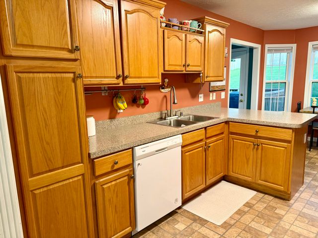 126 Cedar Ridge Road, Frankfort, KY 40601
