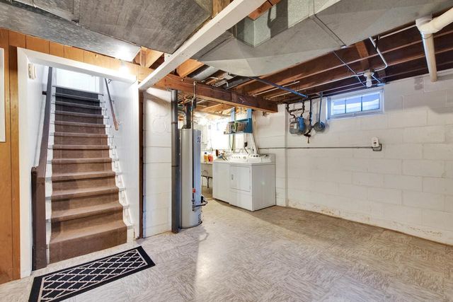 N85W17124 Lee PLACE, Menomonee Falls, WI 53051