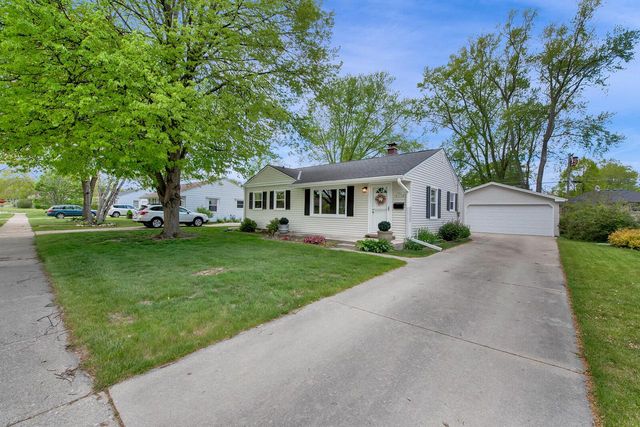 N85W17124 Lee PLACE, Menomonee Falls, WI 53051