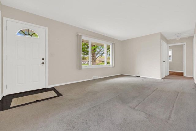 N85W17124 Lee PLACE, Menomonee Falls, WI 53051
