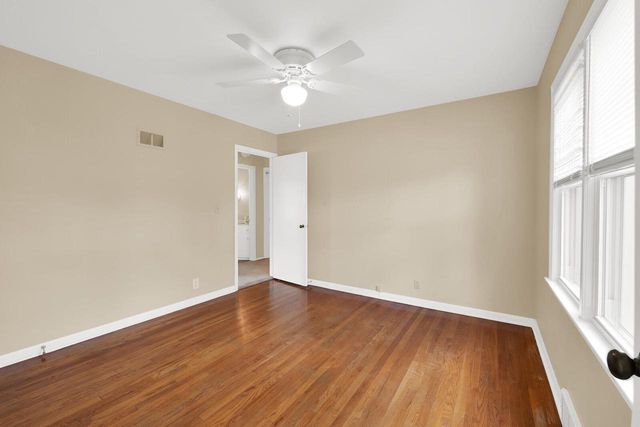 N85W17124 Lee PLACE, Menomonee Falls, WI 53051