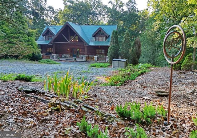 2682 Douthit Road, Mineral Bluff, GA 30559