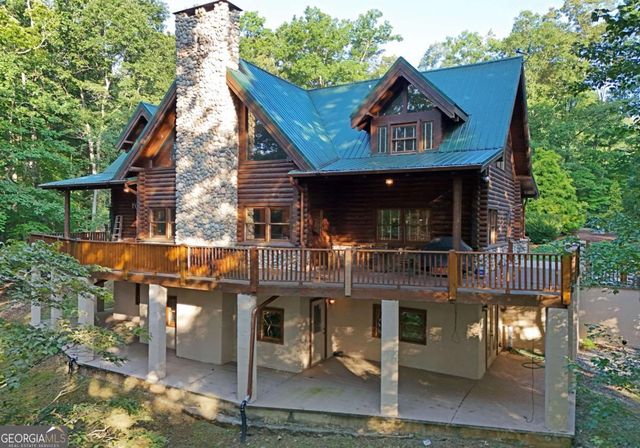 2682 Douthit Road, Mineral Bluff, GA 30559