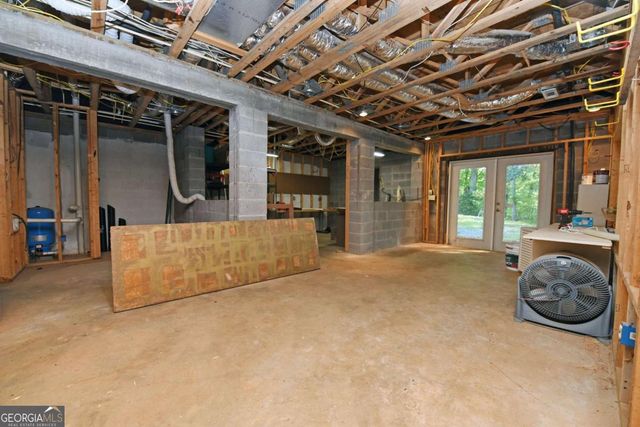 2682 Douthit Road, Mineral Bluff, GA 30559