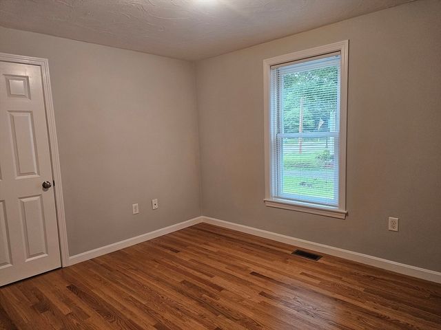 141 Main Street 1, Medway, MA 02053