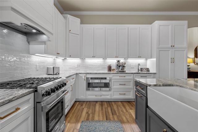 108 Painted Horse Trail, Waco, TX 76712