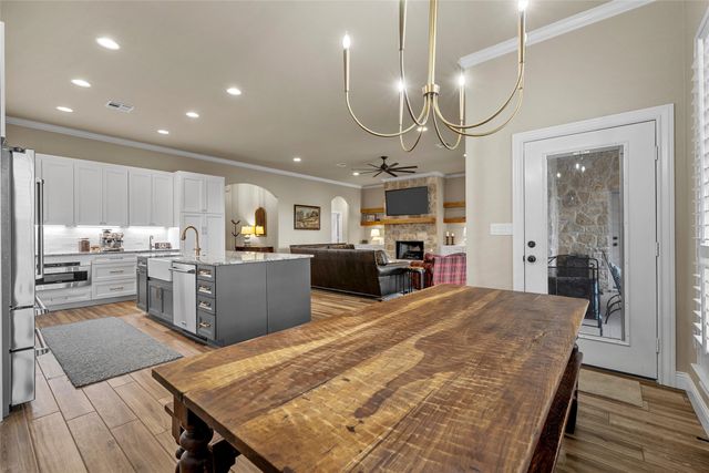 108 Painted Horse Trail, Waco, TX 76712