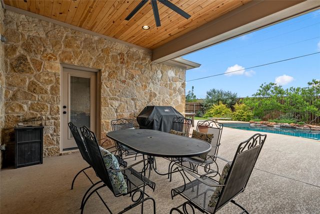 108 Painted Horse Trail, Waco, TX 76712