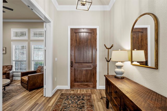 108 Painted Horse Trail, Waco, TX 76712