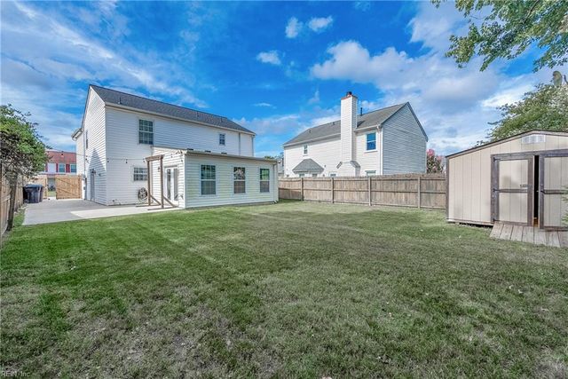 1904 Bethesda CT, Virginia Beach, VA 23464