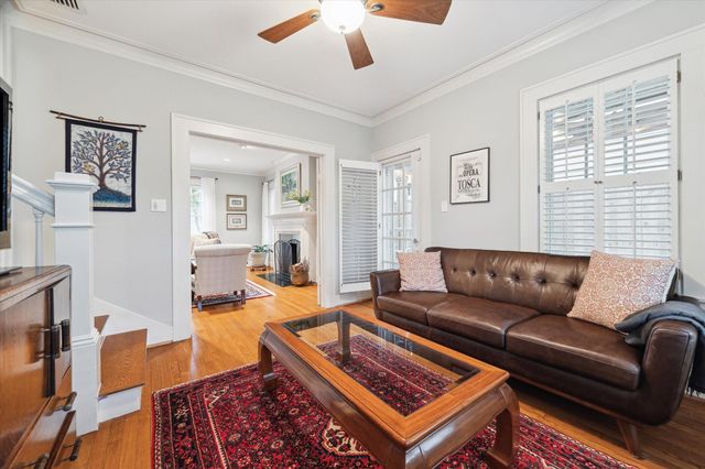 1817 Kipling Street, Houston, TX 77098