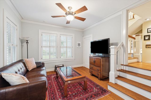 1817 Kipling Street, Houston, TX 77098