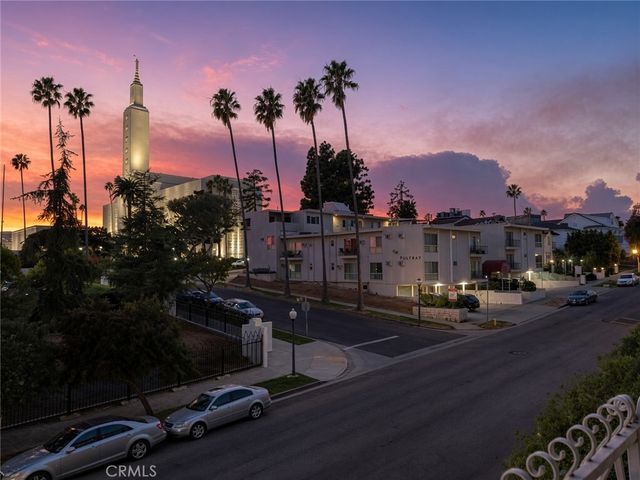 10668 Eastborne 203, Los Angeles, CA 90024