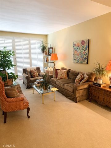 10668 Eastborne 203, Los Angeles, CA 90024