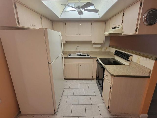 6141 CHESHAM DRIVE 8, New Port Richey, FL 34653