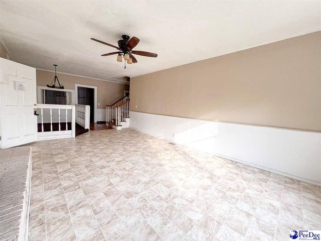 818 W Lydia Hwy, Hartsville, SC 29550