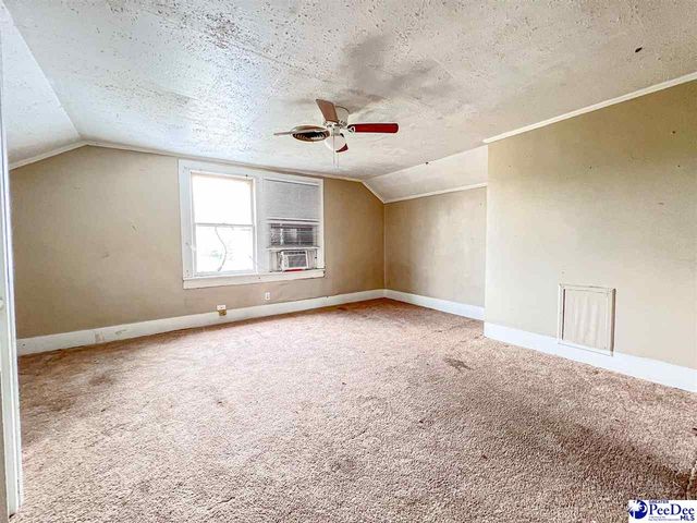 818 W Lydia Hwy, Hartsville, SC 29550