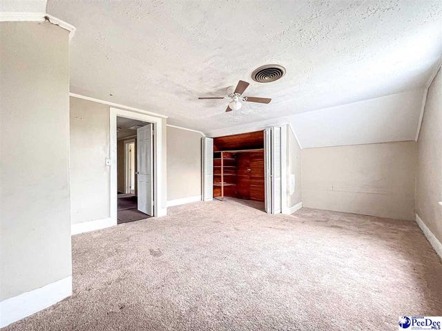 818 W Lydia Hwy, Hartsville, SC 29550