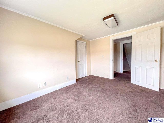 818 W Lydia Hwy, Hartsville, SC 29550