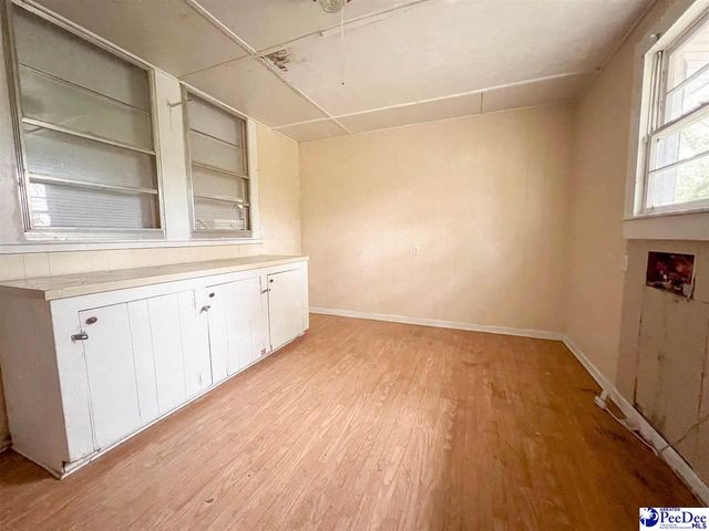818 W Lydia Hwy, Hartsville, SC 29550