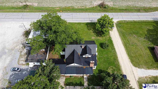 818 W Lydia Hwy, Hartsville, SC 29550