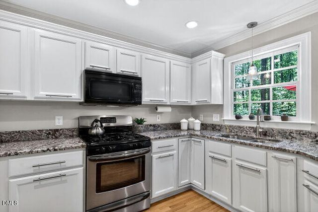 111 Parkcrest Drive, Cary, NC 27519