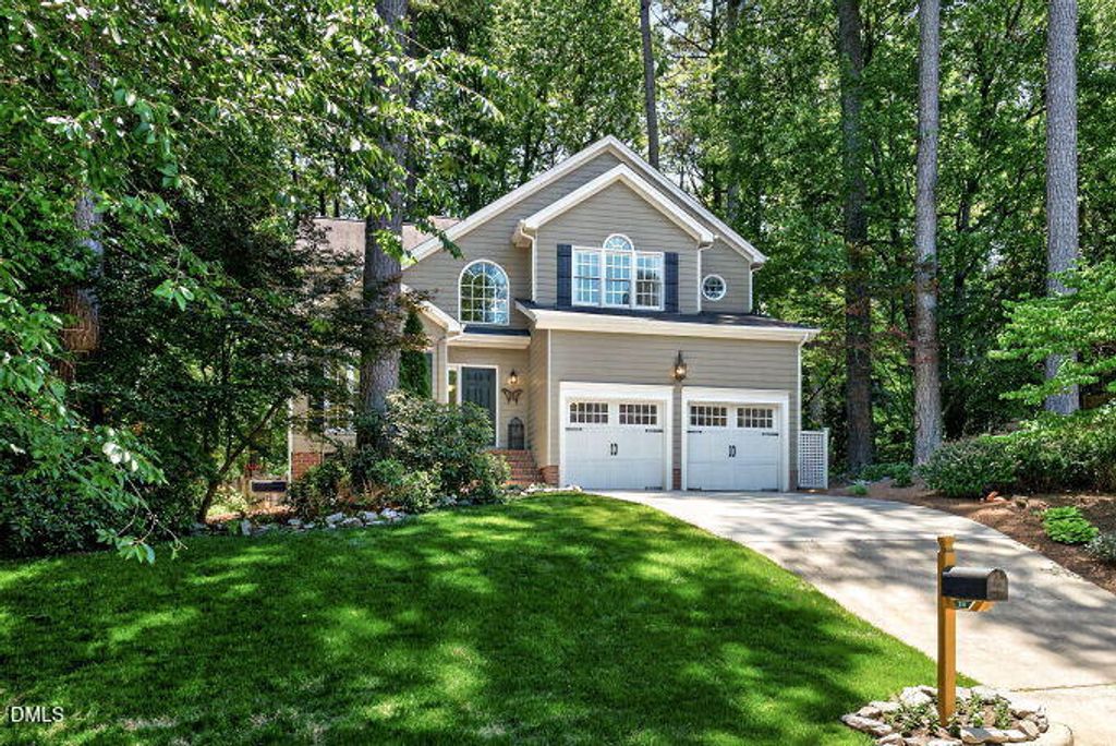 111 Parkcrest Drive, Cary, NC 27519