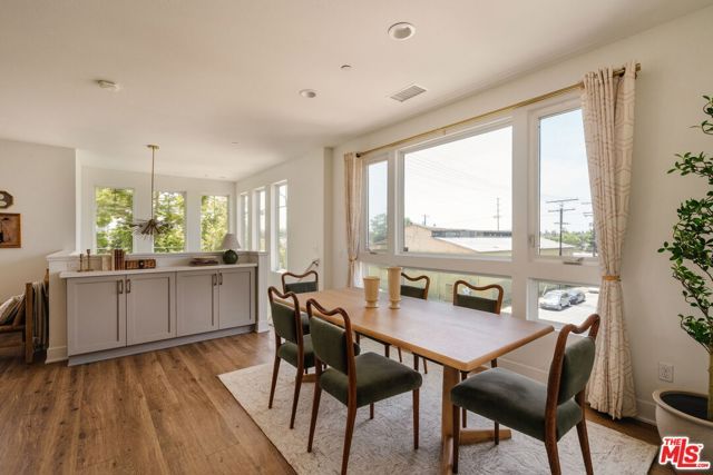 2911 W Exposition Place 1, Los Angeles, CA 90018