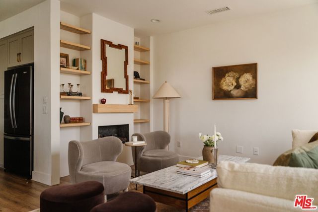 2911 W Exposition Place 1, Los Angeles, CA 90018