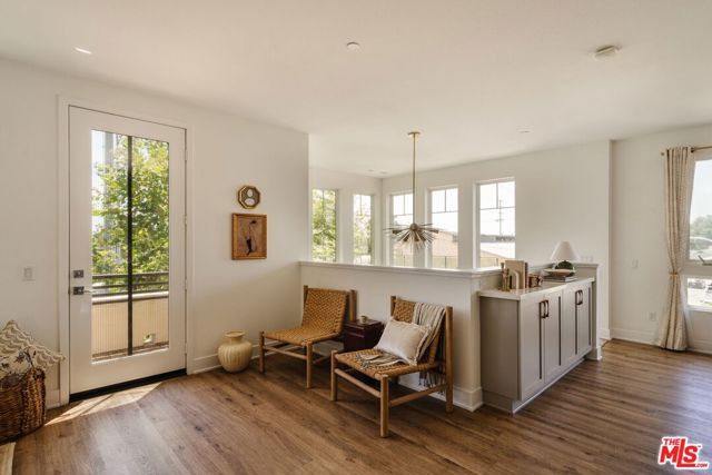 2911 W Exposition Place 1, Los Angeles, CA 90018