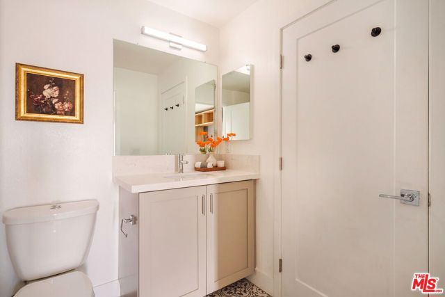 2911 W Exposition Place 1, Los Angeles, CA 90018
