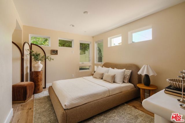 2911 W Exposition Place 1, Los Angeles, CA 90018