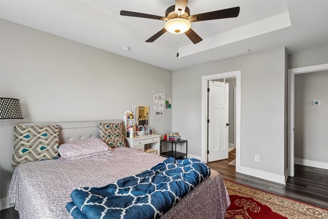 706 NE Country Meadow Drive, Ankeny, IA 50021