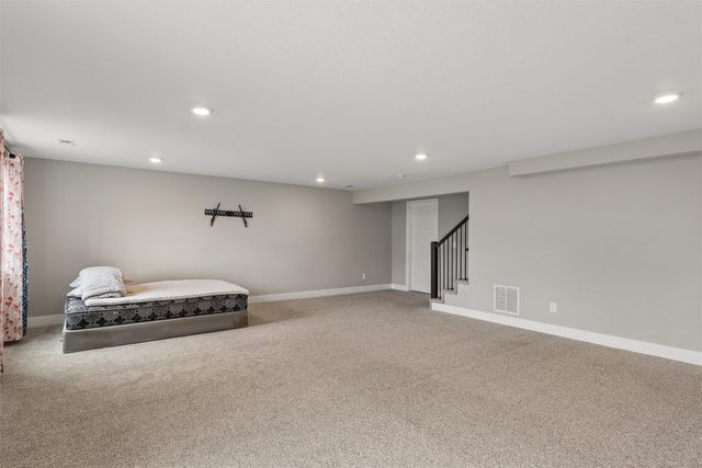 706 NE Country Meadow Drive, Ankeny, IA 50021