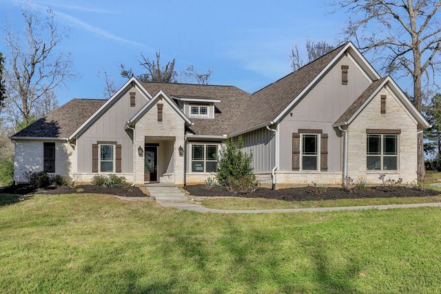 340 Pine Drive, Coldspring, TX 77331