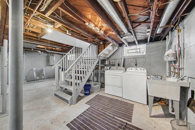 1406 Lutz Avenue, Ann Arbor, MI 48103