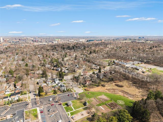 1406 Lutz Avenue, Ann Arbor, MI 48103