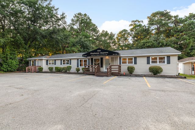 1534 Orange Grove Road, Charleston, SC 29407