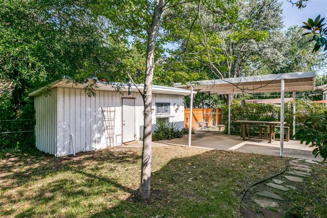 2212 Lipscomb Street, Fort Worth, TX 76110