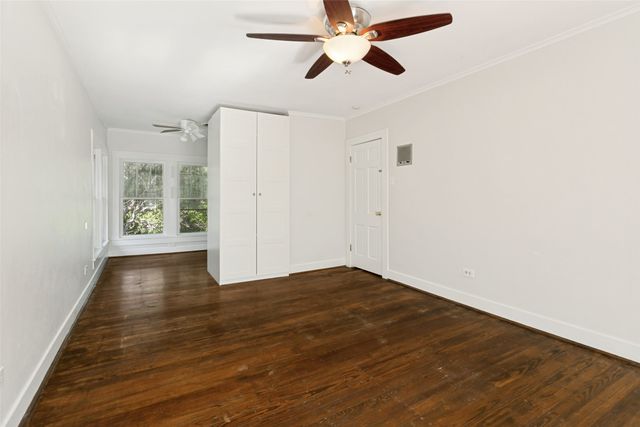 2212 Lipscomb Street, Fort Worth, TX 76110