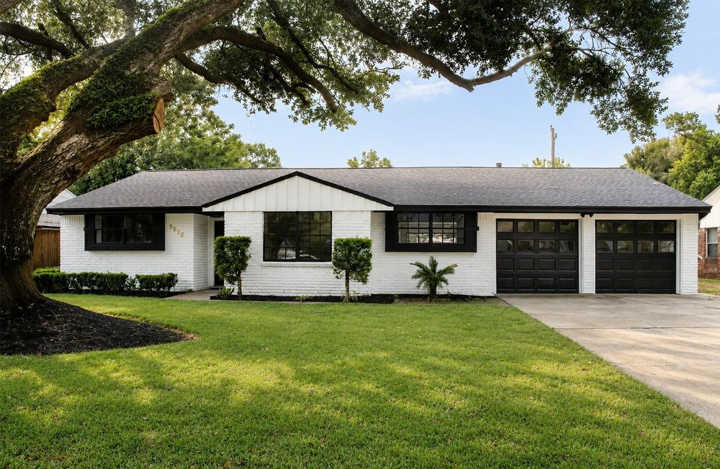 9515 Highmeadow Drive, Houston, TX 77063