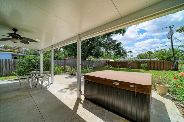 2713 11TH AVENUE W, Bradenton, FL 34205