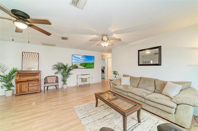 2713 11TH AVENUE W, Bradenton, FL 34205