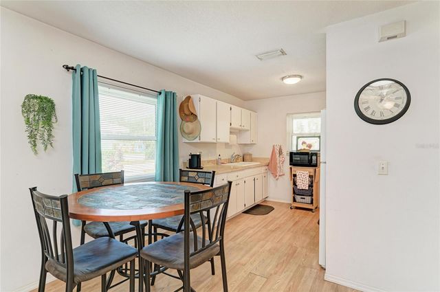 2713 11TH AVENUE W, Bradenton, FL 34205