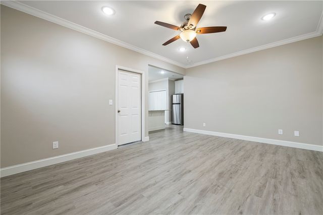 605 N 7Th Street, Rogers, AR 72756
