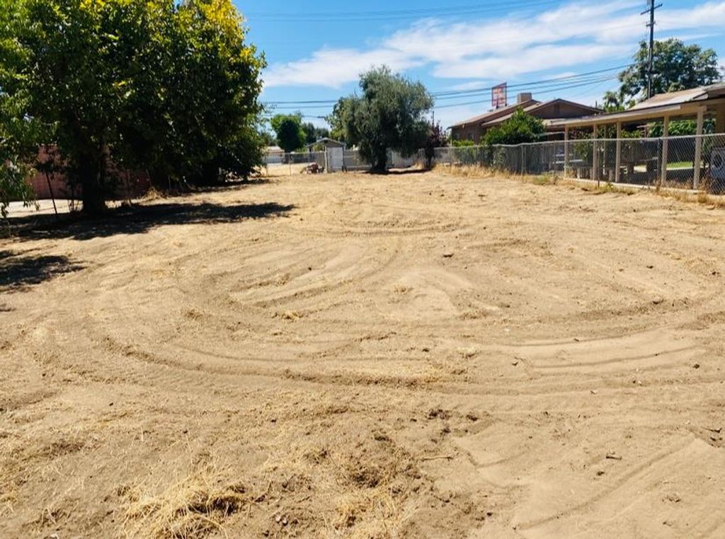 34 E O'neil, Fresno, CA 93706