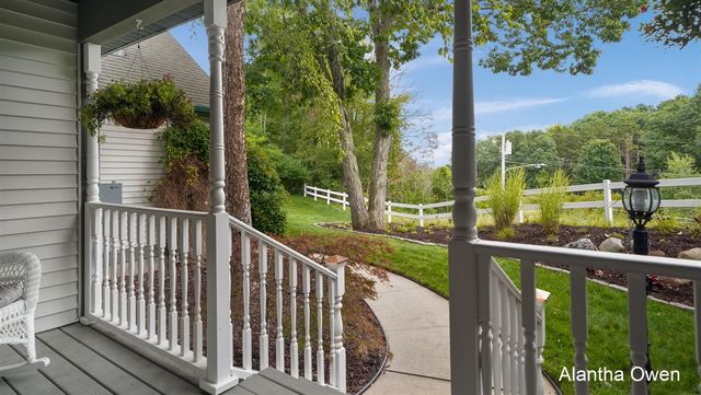 18443 Iroquois Drive, Spring Lake, MI 49456