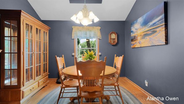18443 Iroquois Drive, Spring Lake, MI 49456