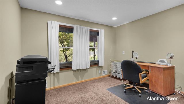 18443 Iroquois Drive, Spring Lake, MI 49456