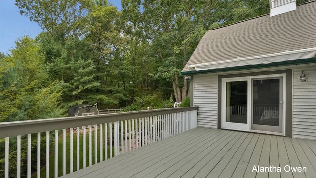 18443 Iroquois Drive, Spring Lake, MI 49456